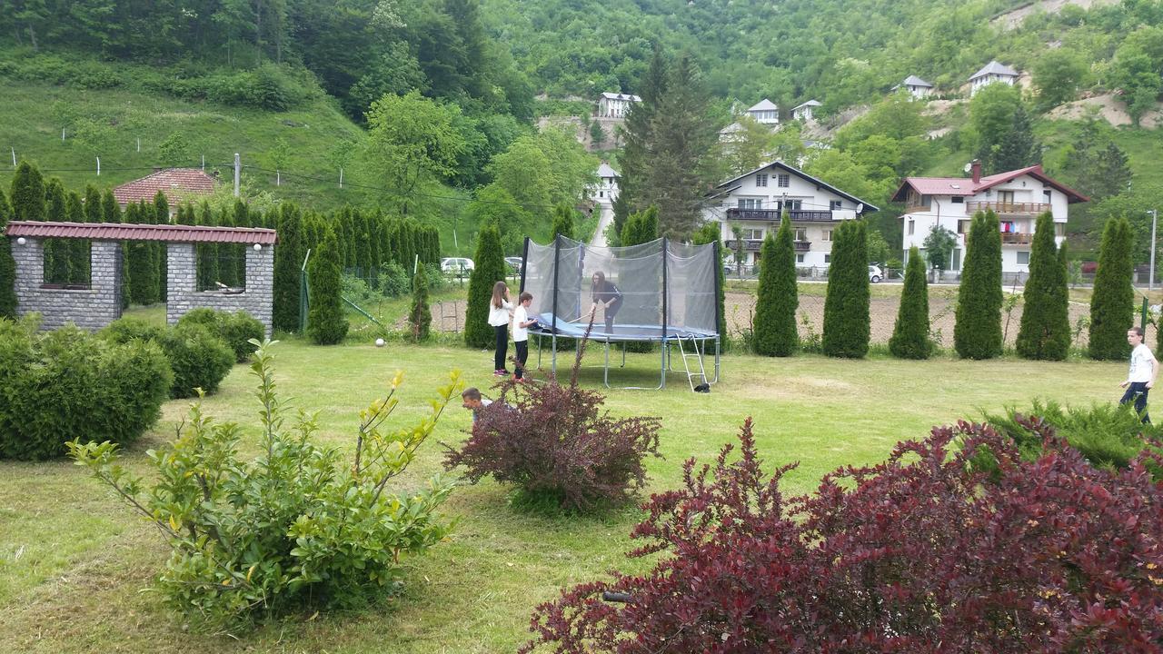 Villa Nature Bihać エクステリア 写真